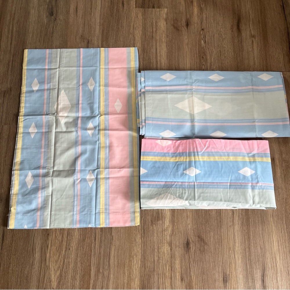 Vintage Thomaston Twin Size 1980s Pastel Striped and Diamond Pattern
